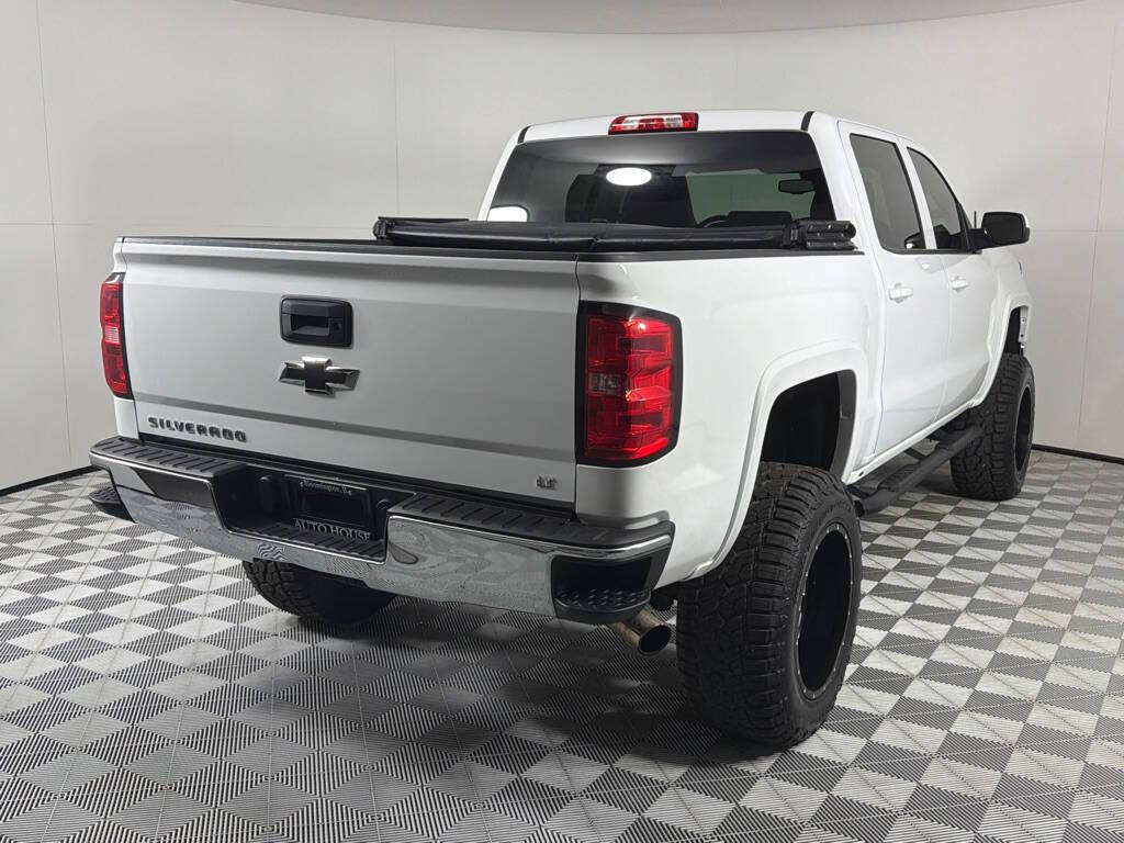 2015 Chevrolet Silverado 1500 LT 4X4 Crew Cab Short Box's photo