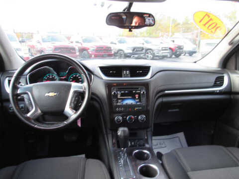 2017 Chevrolet Traverse LT