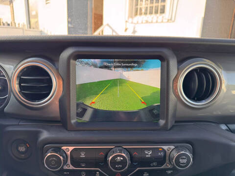 2023 Jeep Gladiator Overland