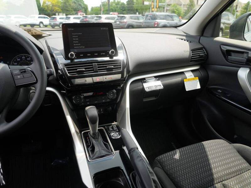 2026 Mitsubishi Eclipse Cross LE