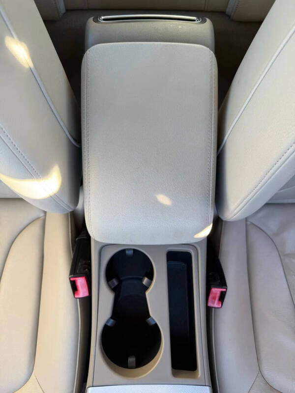 2012 Audi A4 2.0T quattro Premium