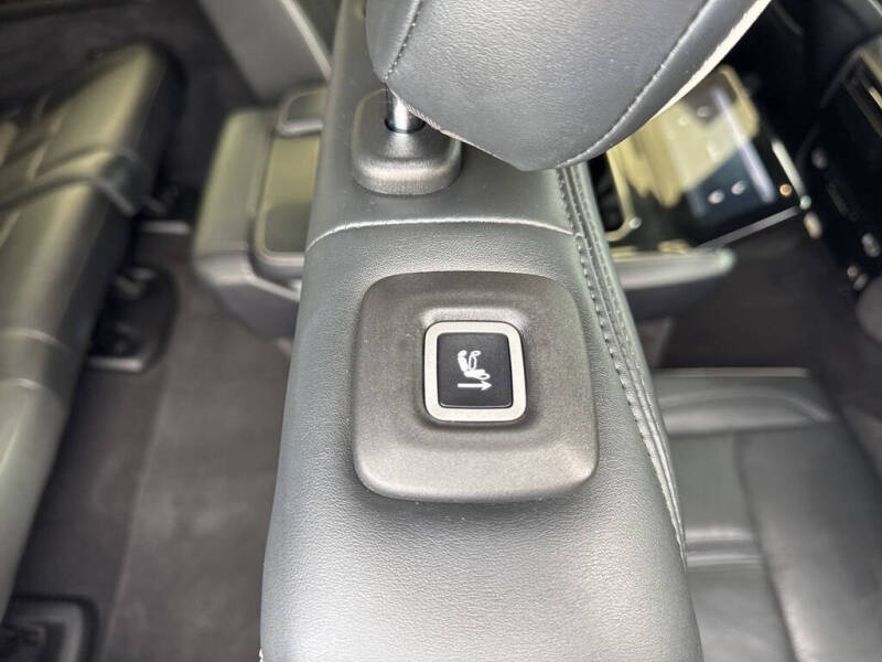 2022 Jeep Grand Wagoneer Series II