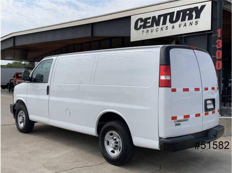 2020 Chevrolet Express 2500