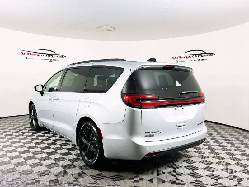 2026 Chrysler Pacifica Limited