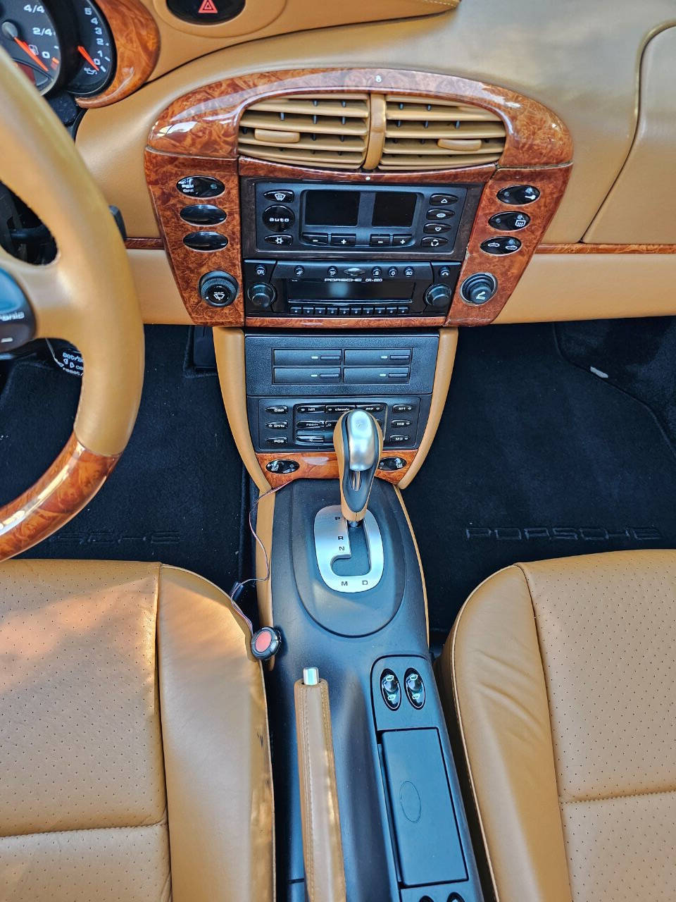 2001 Porsche 911 37