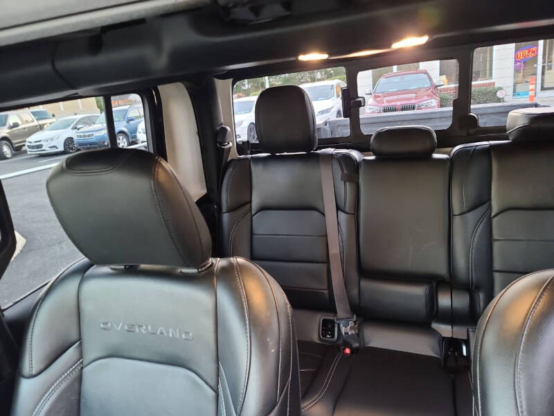 2021 Jeep Gladiator Overland