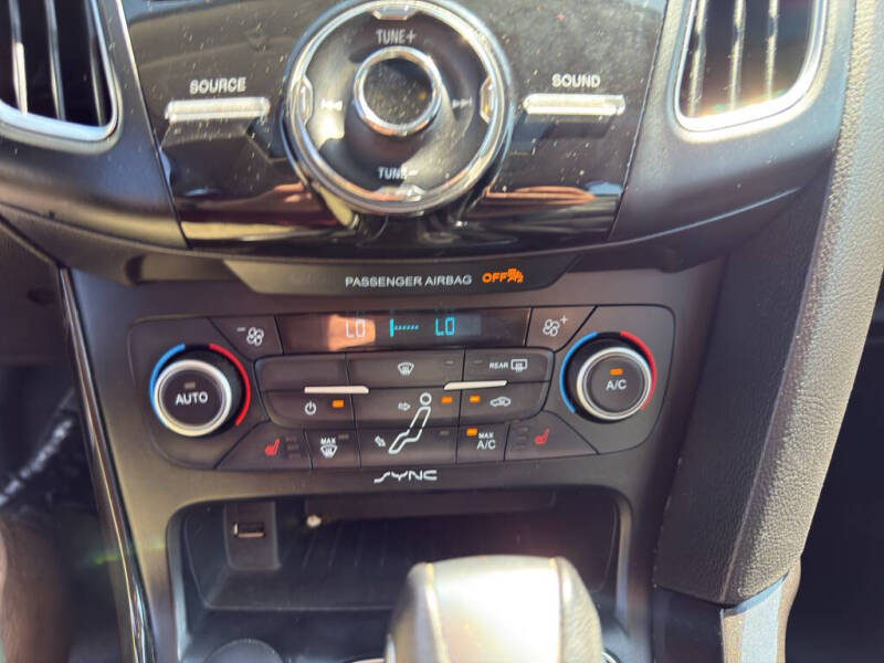 2018 Ford Focus Titanium