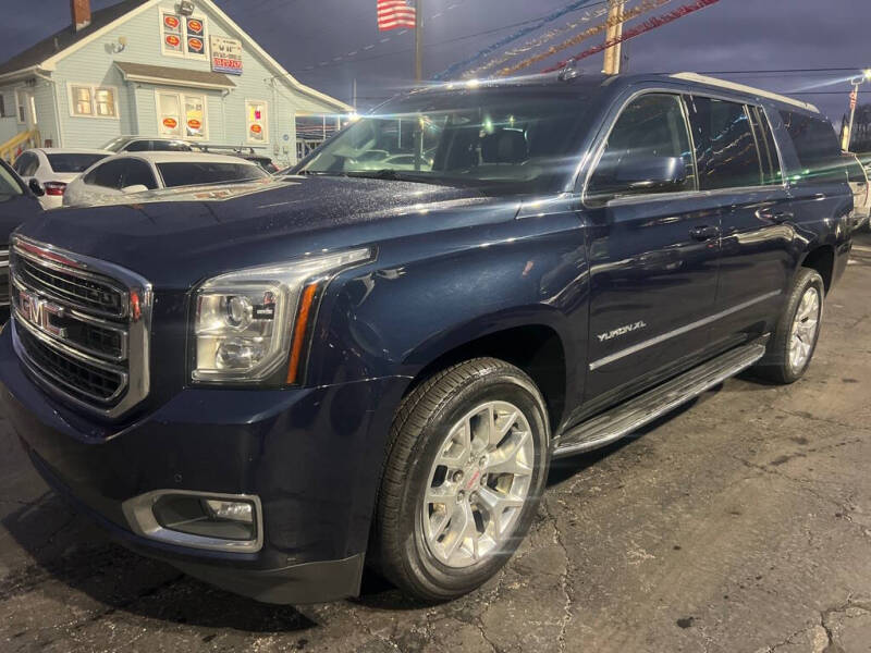 2017 GMC Yukon XL SLT