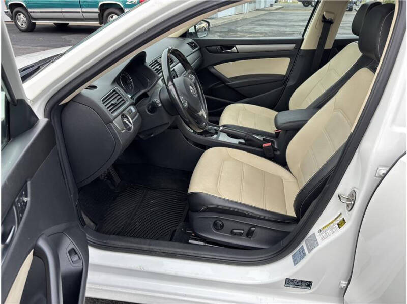 2015 Volkswagen Passat