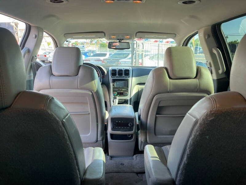 2011 GMC Acadia SLT-1