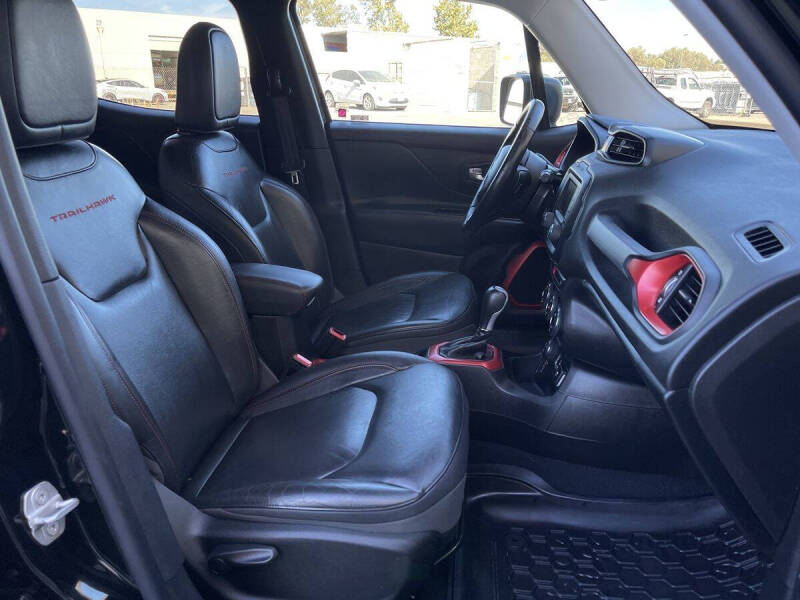 2016 Jeep Renegade Trailhawk