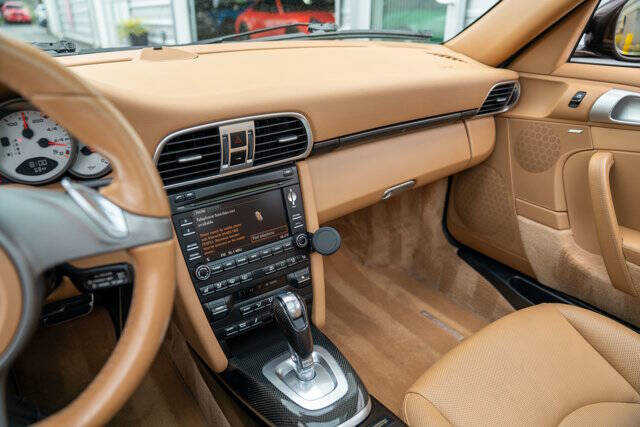 2009 Porsche 911 19