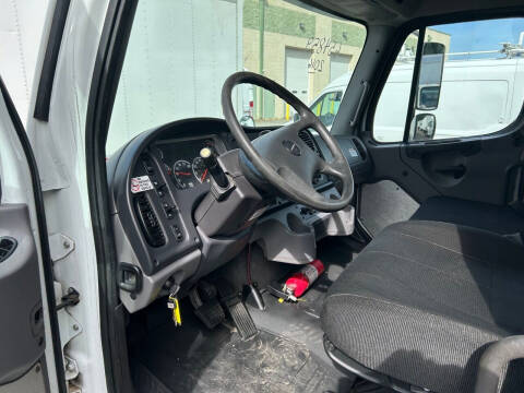 2016 Freightliner M2 106