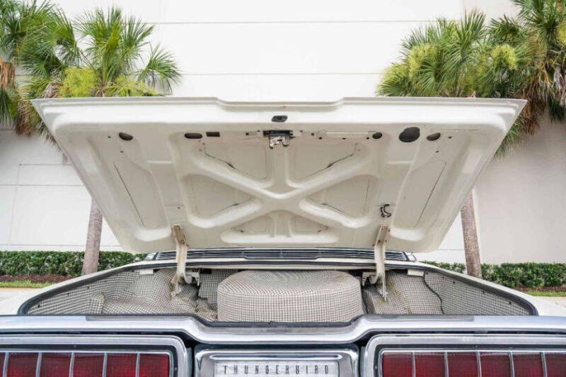 1965 Ford Thunderbird