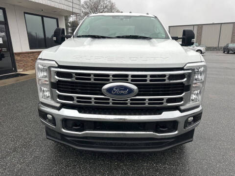 2024 Ford F-350 Super Duty XLT