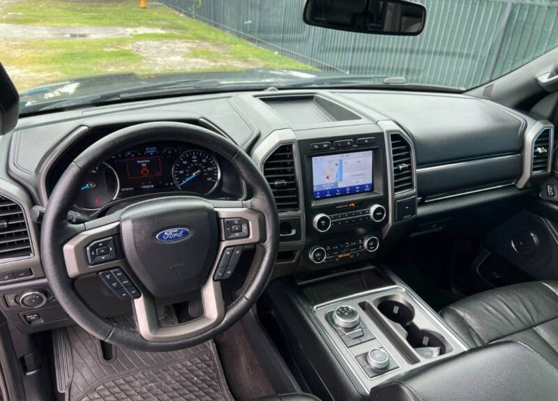 2020 Ford Expedition XLT