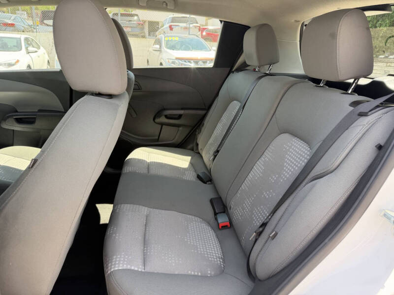 2016 Chevrolet Sonic LS Auto