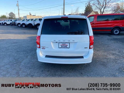 2017 Dodge Grand Caravan SE
