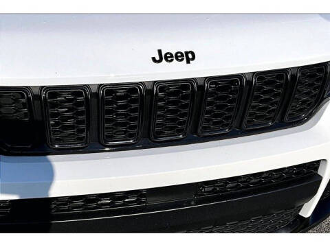 2024 Jeep Grand Cherokee L Altitude