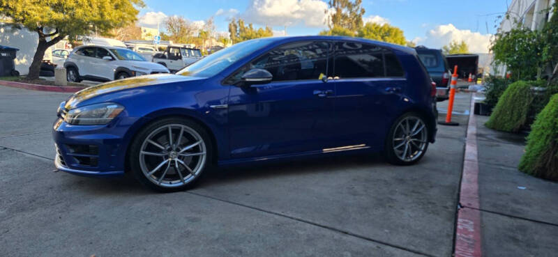 2017 Volkswagen Golf R 4Motion