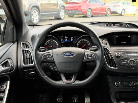 2018 Ford Focus ST