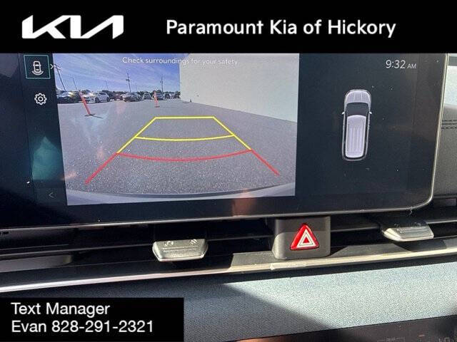 2025 Kia Carnival EX