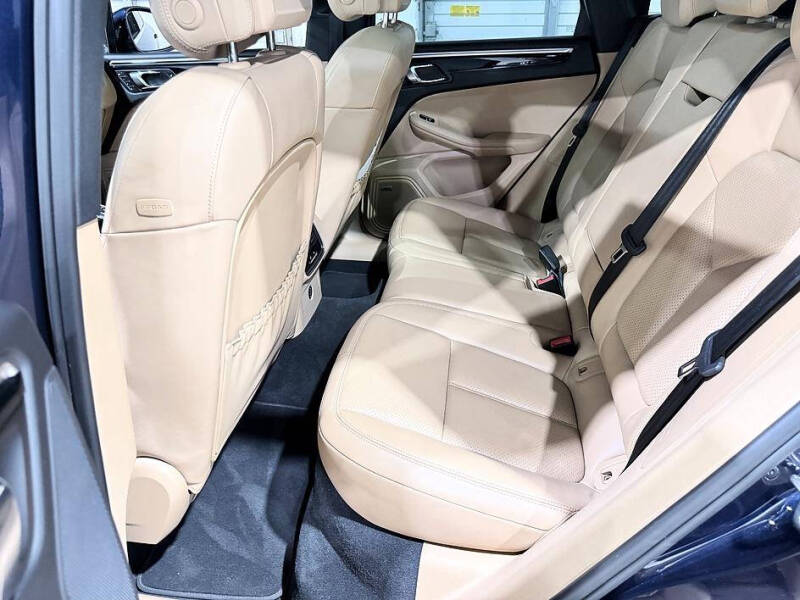 2018 Porsche Macan S