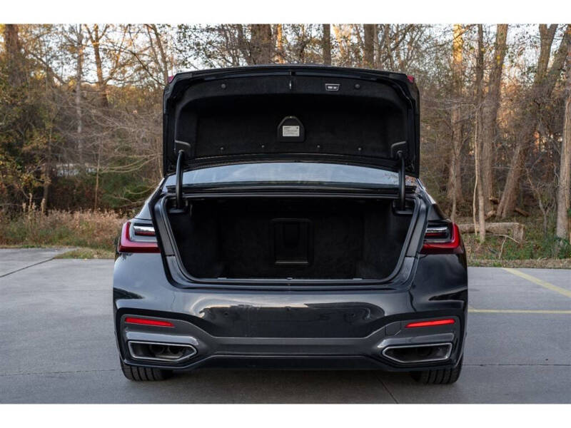 2022 BMW 7 Series 750i xDrive