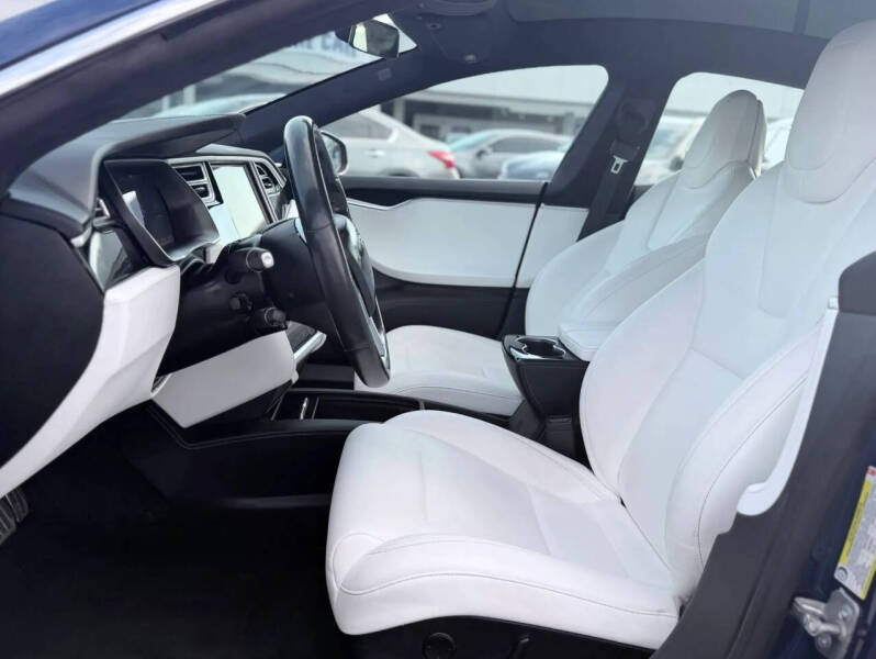 2017 Tesla Model S 75D