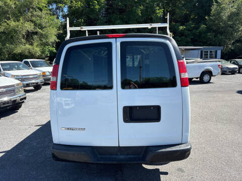 2017 Chevrolet Express 2500