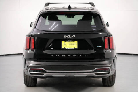 2022 Kia Sorento Hybrid S