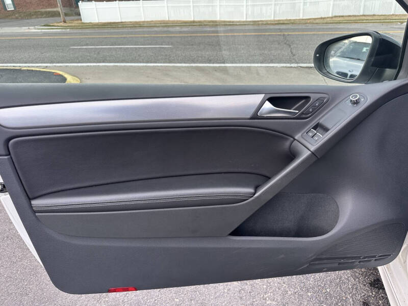 2012 Volkswagen Golf R 4Motion