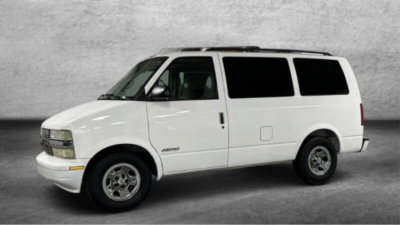 2002 Chevrolet Astro LS