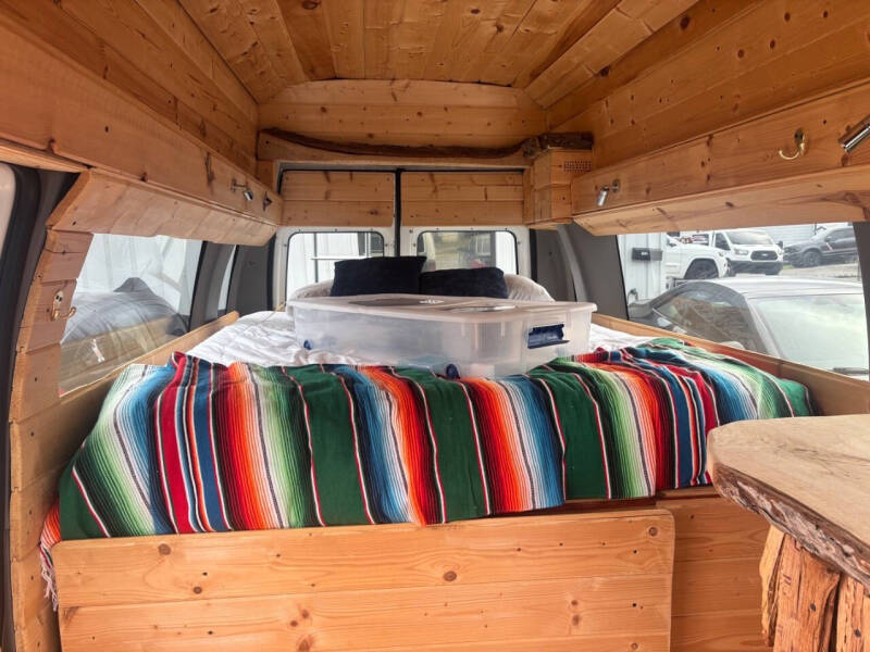 1999 Ford E-350 XL SD