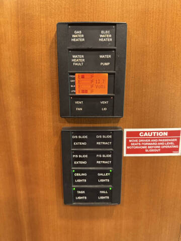 2016 Tiffin Allegro Open Road RED 33AA