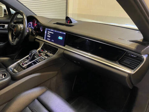 2018 Porsche Panamera