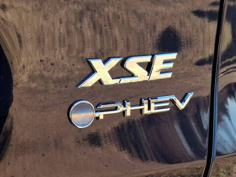 2025 Toyota RAV4 Plug-in Hybrid XSE