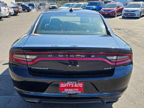 2017 Dodge Charger SXT