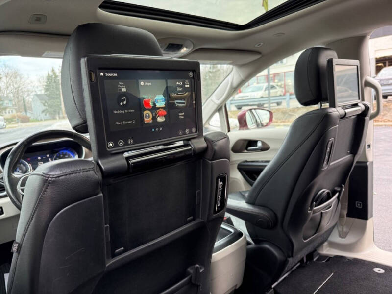 2019 Chrysler Pacifica Touring L Plus