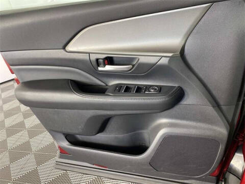 2025 Toyota Grand Highlander Hybrid XLE