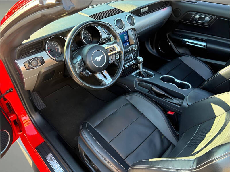 2022 Ford Mustang EcoBoost Premium