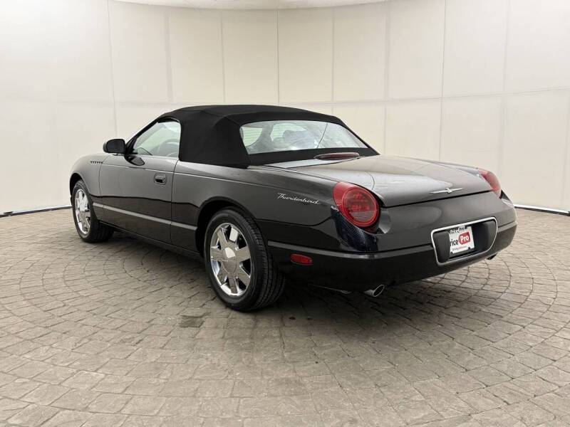 2002 Ford Thunderbird Deluxe