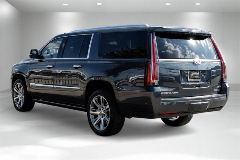 2020 Cadillac Escalade ESV Premium Luxury