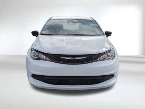 2026 Chrysler Voyager LX