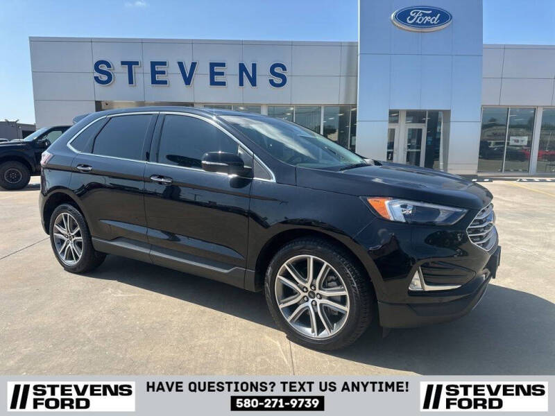 2024 Ford Edge Titanium's photo