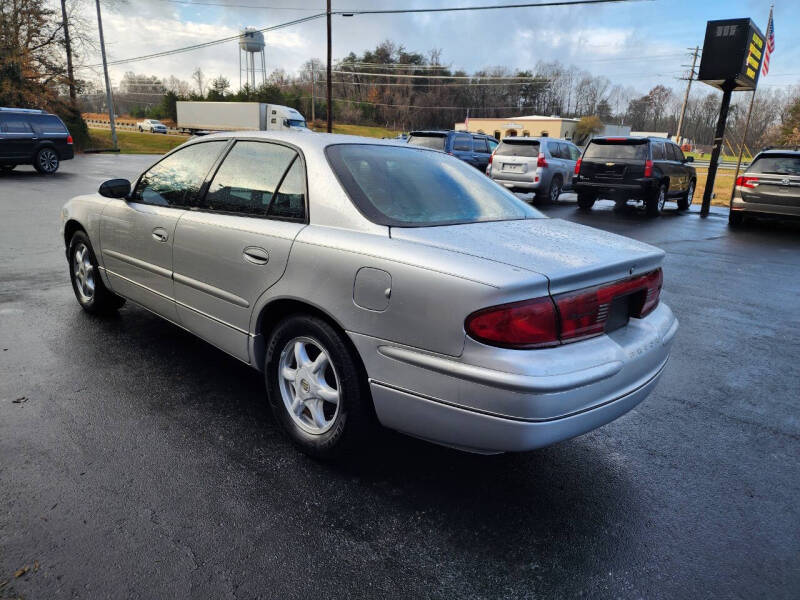 2002 Buick Regal LS photo 4