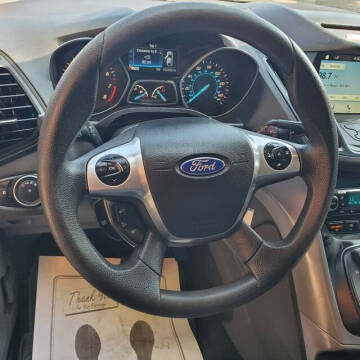 2016 Ford Escape SE