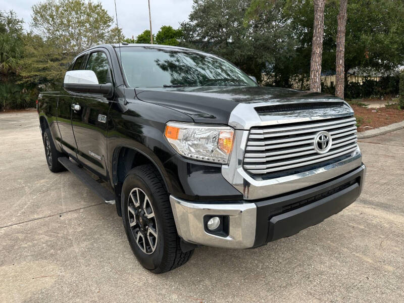 2016 Toyota Tundra Limited's photo