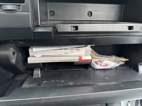 2013 Toyota Sequoia SR5