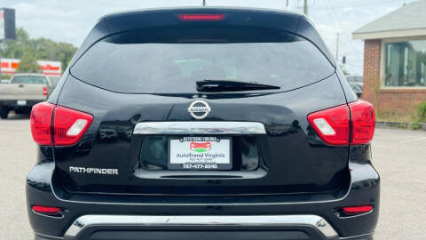 2018 Nissan Pathfinder S